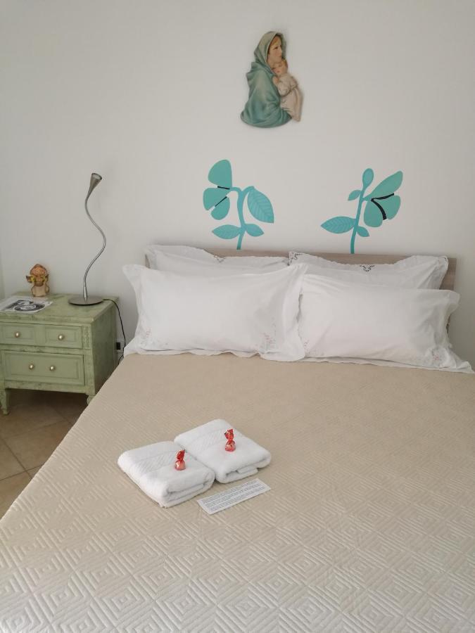Camera Privata Hotel Pomezia Ngoại thất bức ảnh